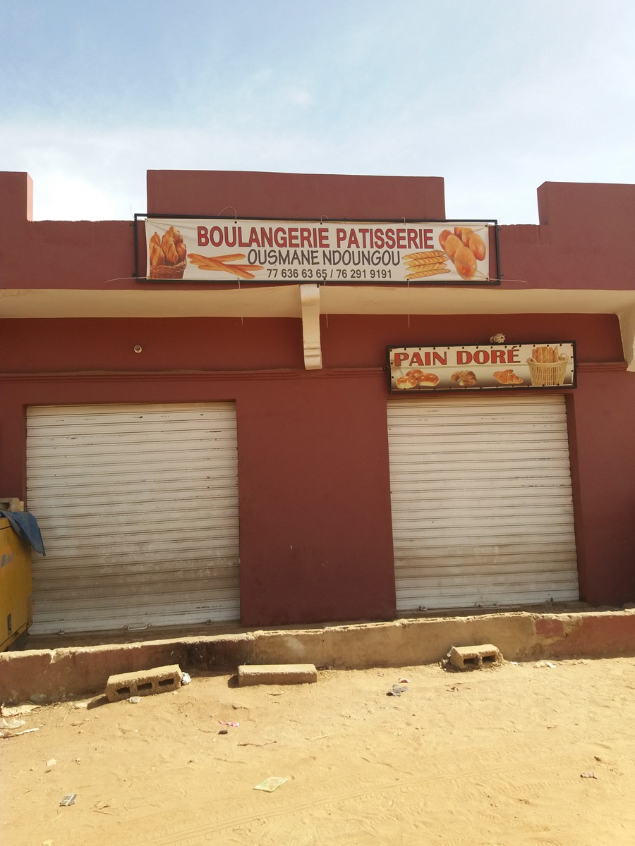 Devanture de la boulangerie 